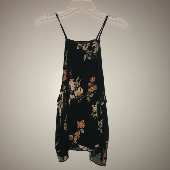 Brandy Melville Tops - Brandy top floral